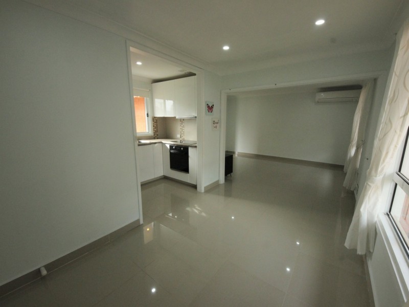 52 Roebuck Crescent, Willmot NSW 2770