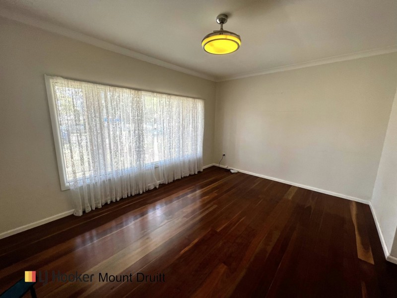 64 Canberra St, Oxley Park NSW 2760