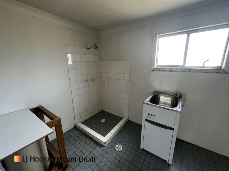 64 Canberra St, Oxley Park NSW 2760