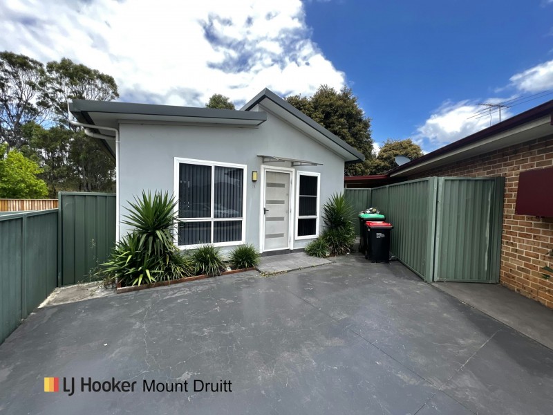 7A Andrew Thompson Pl, Colyton NSW 2760