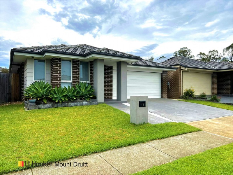 11 Leeville St, Colebee NSW 2761
