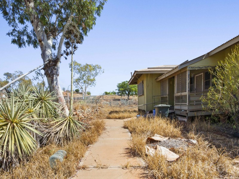 65 Sholl Street, Roebourne WA 6718