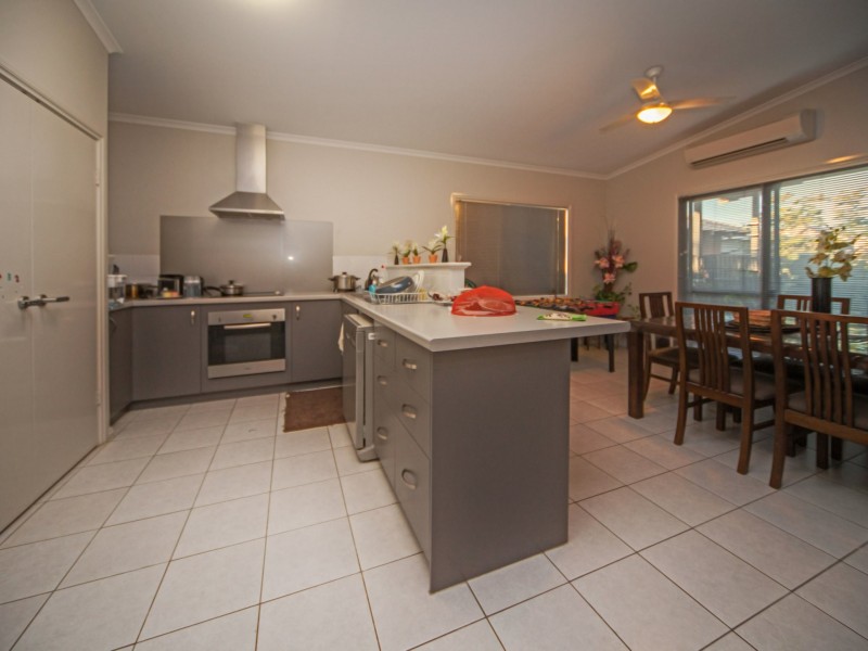4 Yirrawari Street, Baynton WA 6714