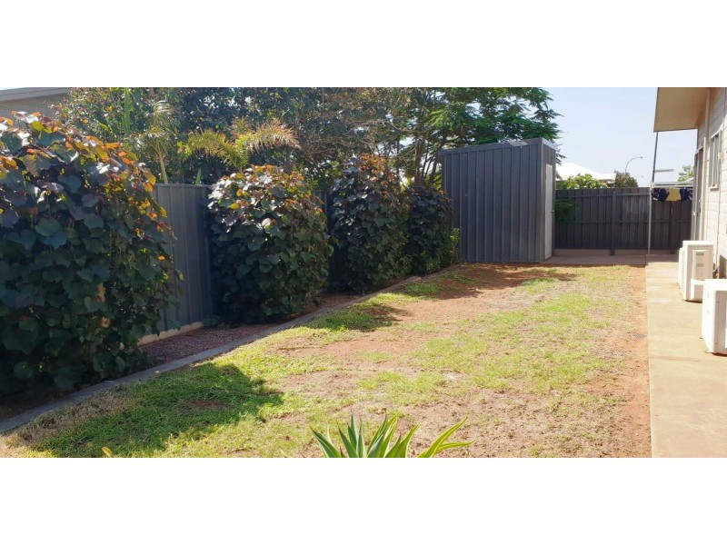 4 Yirrawari Street, Baynton WA 6714