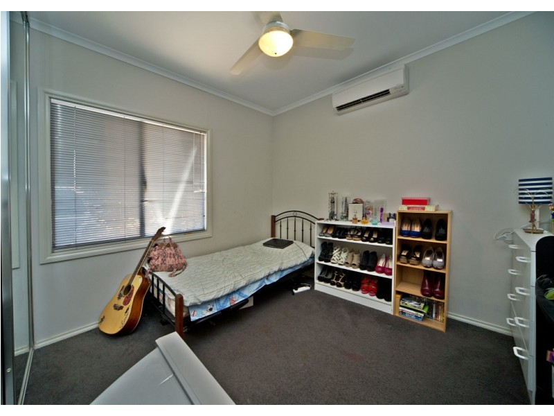 4 Yirrawari Street, Baynton WA 6714