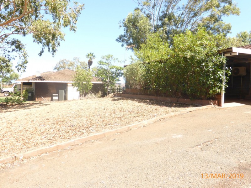 2B Pinderi Crescent, Dampier WA 6713