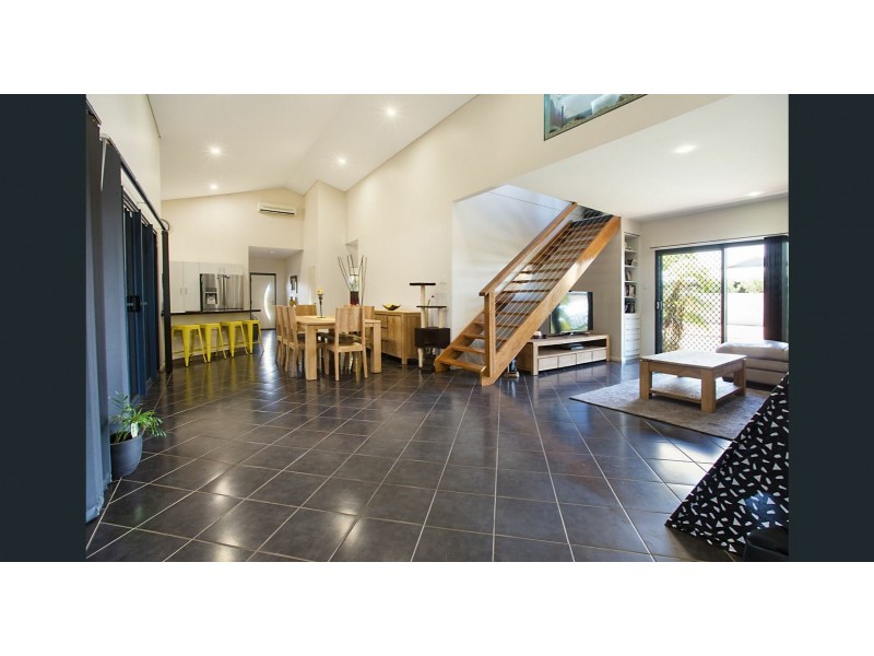 60 Brolga Meander, Nickol WA 6714