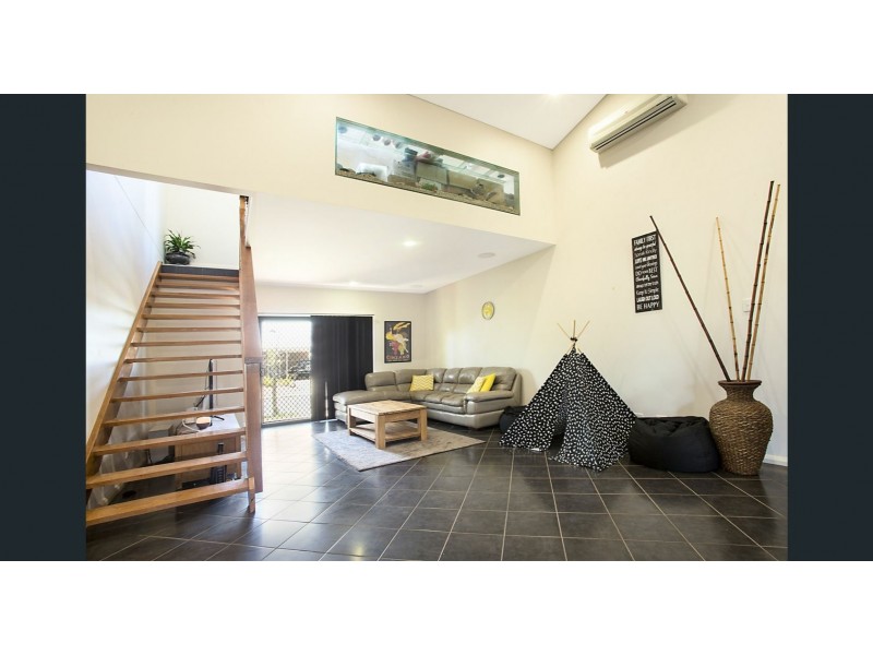 60 Brolga Meander, Nickol WA 6714