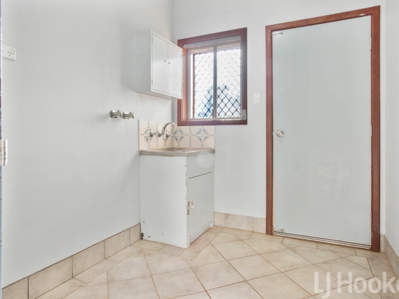 6 Mayo Crt, Nickol WA 6714