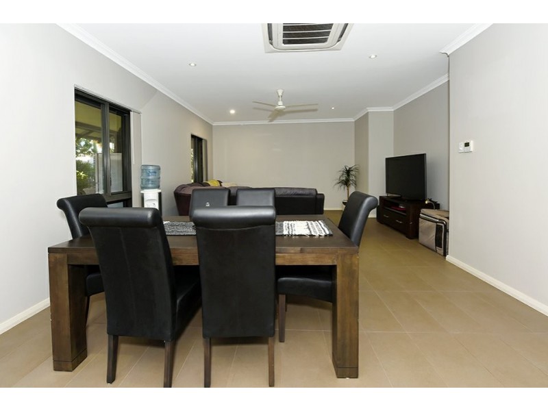 12 Wallaby Street, Baynton WA 6714