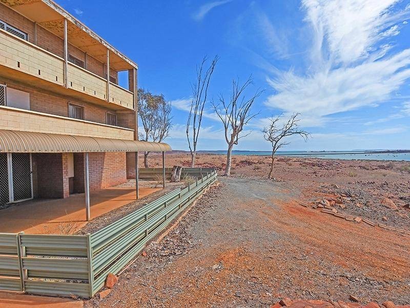 105 Hill Road, Dampier WA 6713