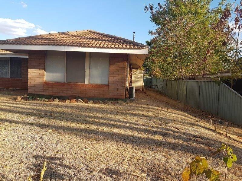 35 Wattle Street, Tom Price WA 6751