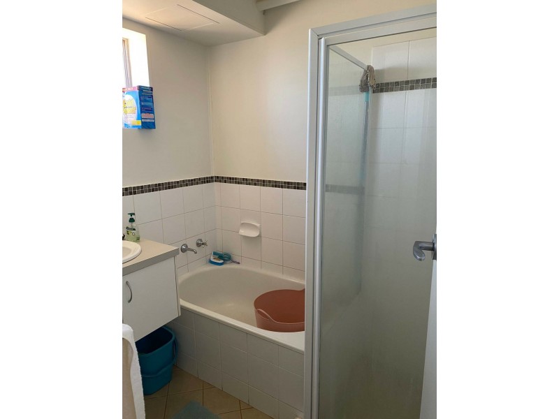 Unit 4/21 Hill Road, Dampier WA 6713