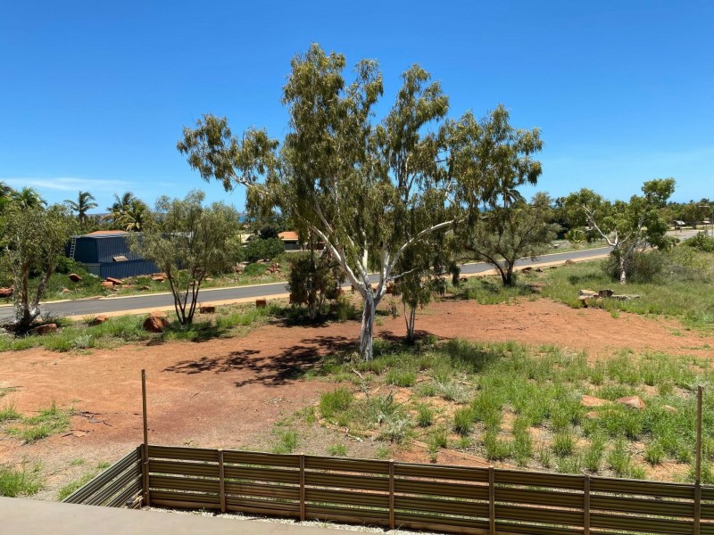 Unit 4/21 Hill Road, Dampier WA 6713