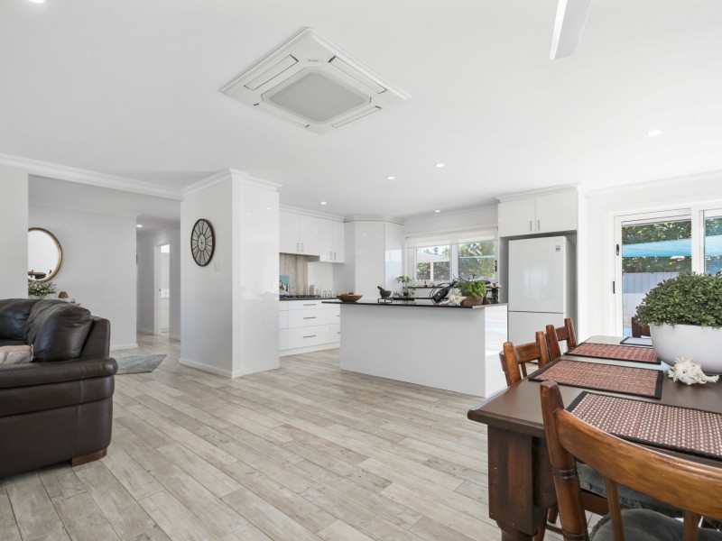 1 Shakespeare Street, Bulgarra WA 6714