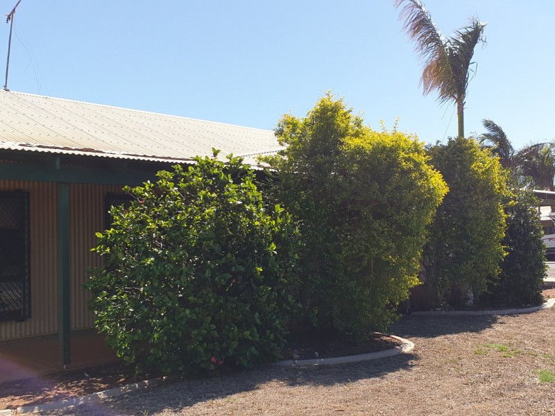2 Mcwhirter Way, Baynton WA 6714