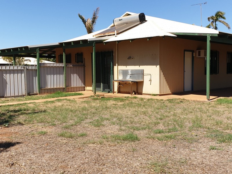 2 Mcwhirter Way, Baynton WA 6714