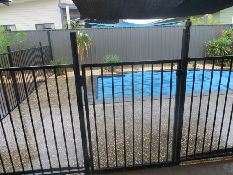 17 Yirrawari Street, Baynton WA 6714