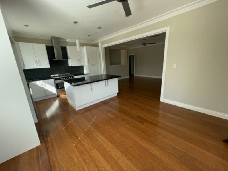 4 Nyamina Road, Baynton WA 6714