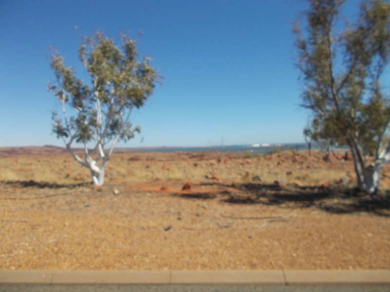 2/105 Hill Road, Dampier WA 6713