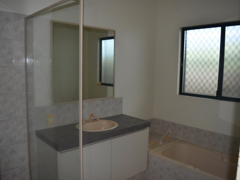 2 Mirfin Way, Pegs Creek WA 6714