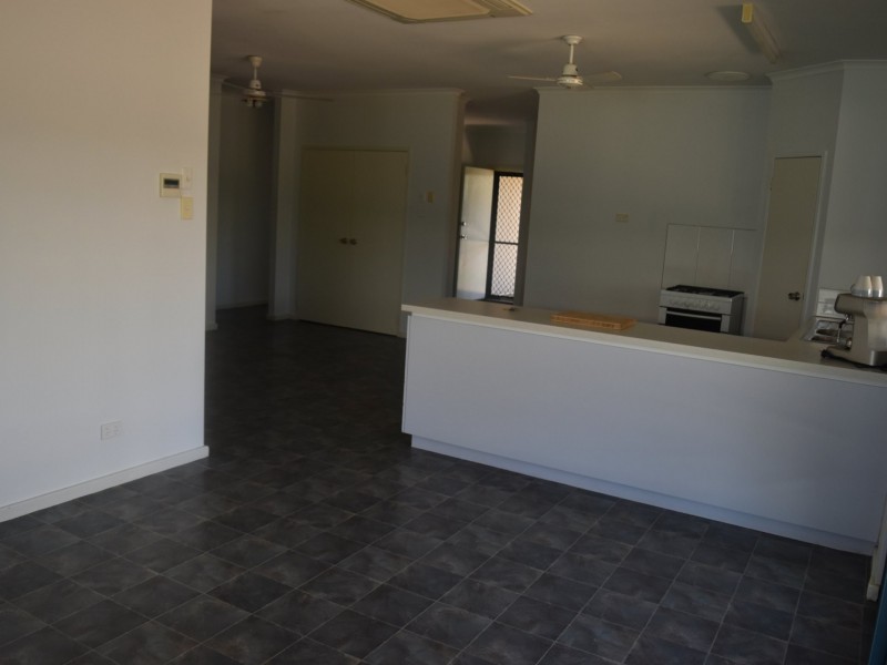 2 Mirfin Way, Pegs Creek WA 6714