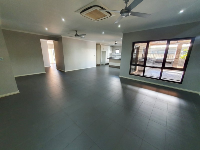 15 Ganbarr Street, Baynton WA 6714