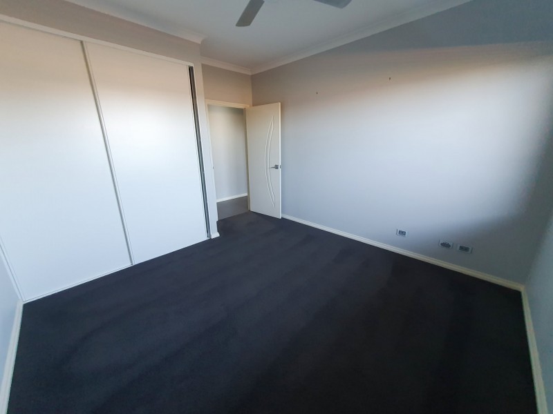 15 Ganbarr Street, Baynton WA 6714