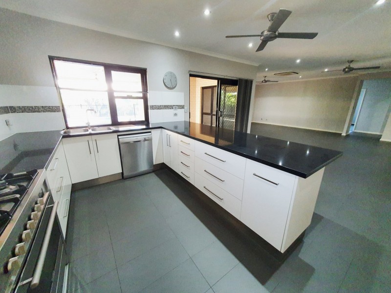 15 Ganbarr Street, Baynton WA 6714