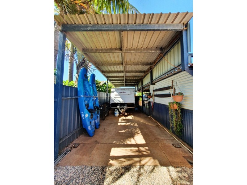 3 Warburton Cres, Dampier WA 6713