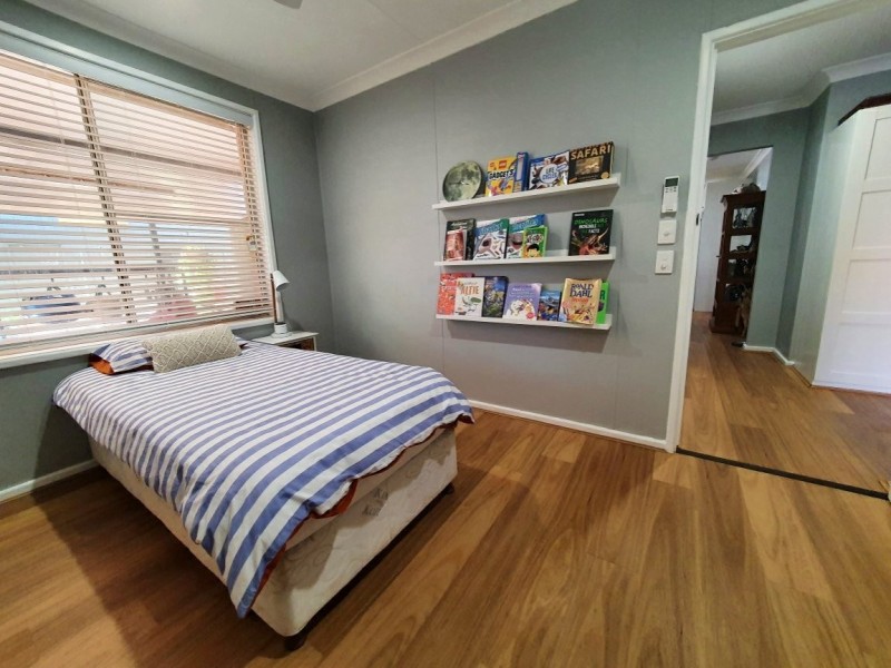 3 Warburton Cres, Dampier WA 6713