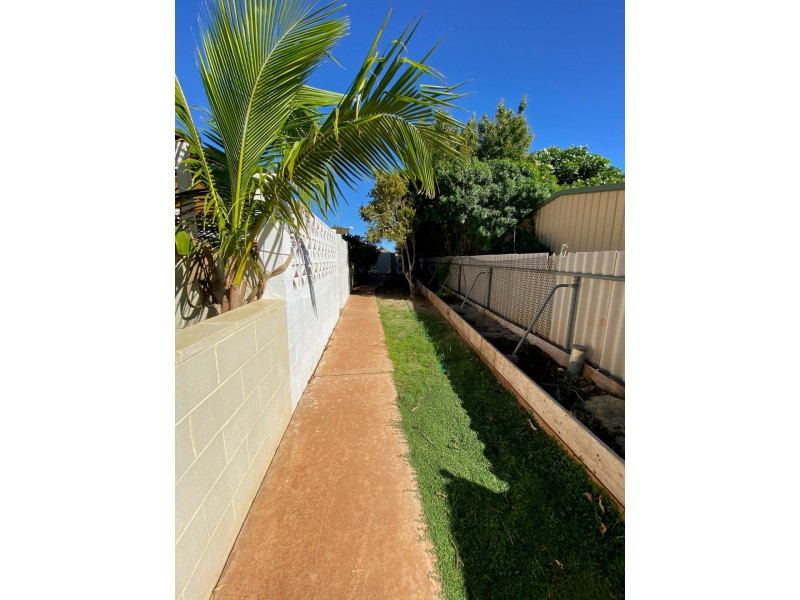 Unit 7/28 Strickland Drive, Millars Well WA 6714