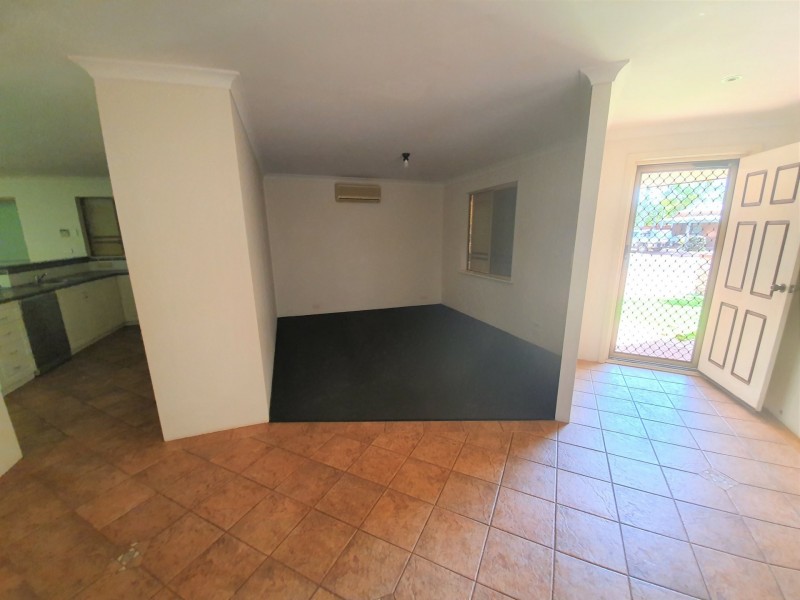 60 Campbell Cres, Baynton WA 6714