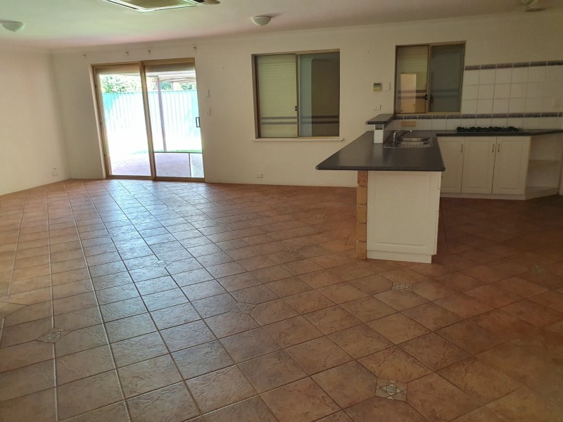 60 Campbell Cres, Baynton WA 6714