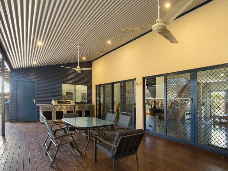 60 Brolga Meander, Nickol WA 6714