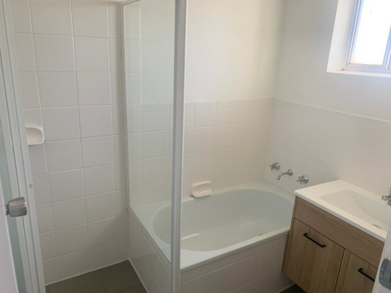 4/81 Hill Road, Dampier WA 6713