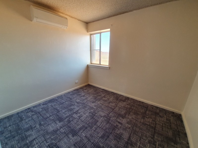 Unit 8/41 Hill Road, Dampier WA 6713