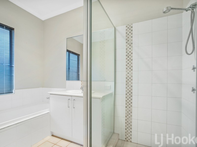 127 Bajamalu Drive, Baynton WA 6714