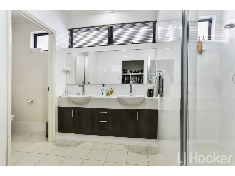 39 Bettong Bend, Baynton WA 6714