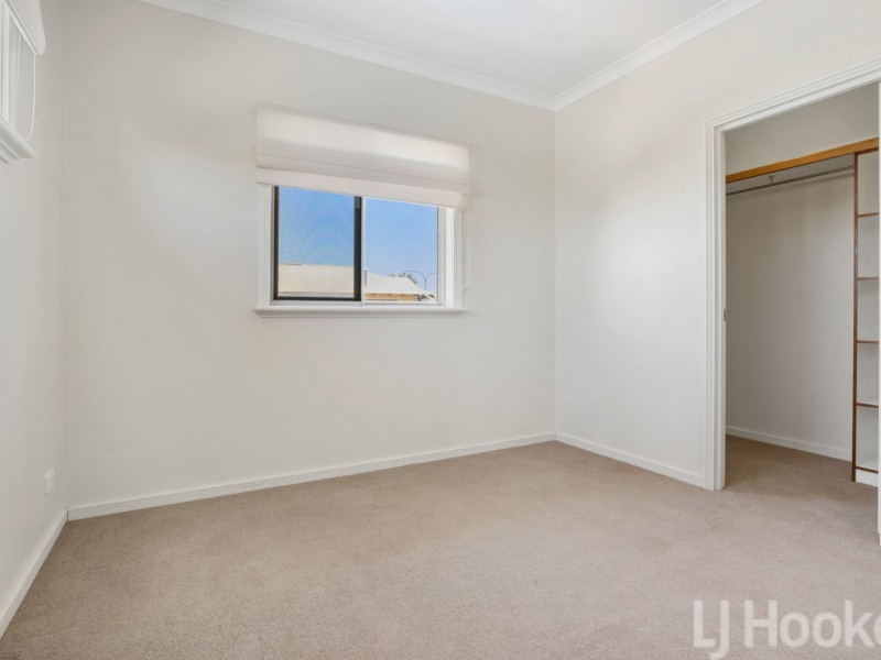 18 Euro Boulevard, Baynton WA 6714