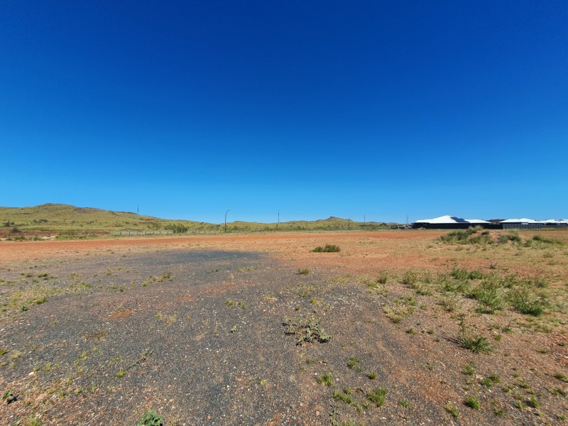 17 Jankurna Street, Baynton WA 6714