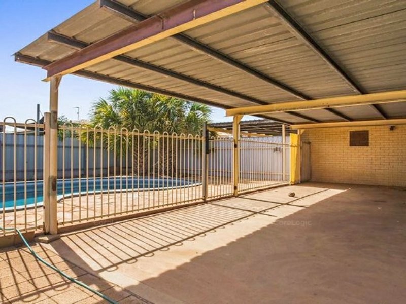 10 Bond Place, Pegs Creek WA 6714