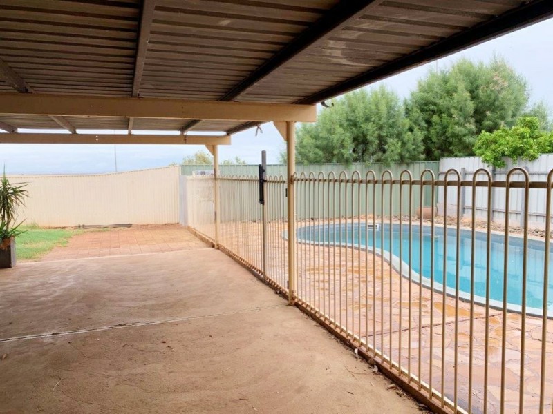 10 Bond Place, Pegs Creek WA 6714