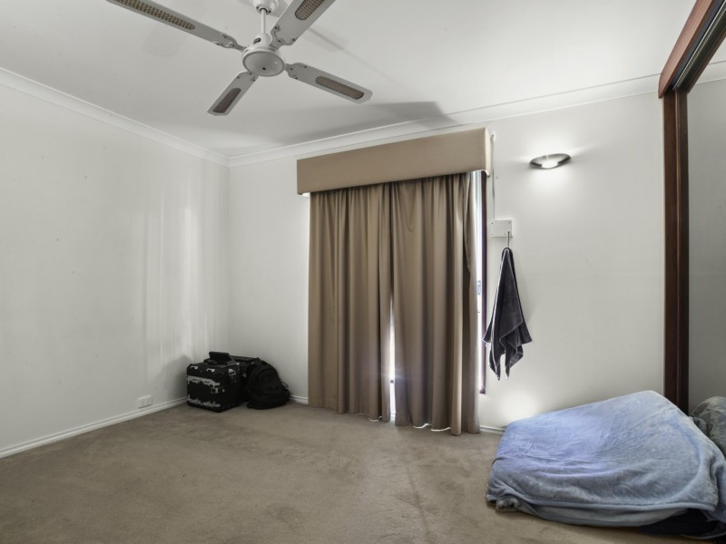 14 Lockyer Crescent, Dampier WA 6713