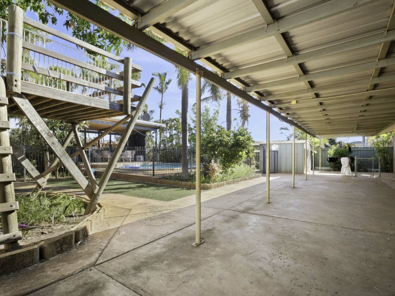 14 Lockyer Crescent, Dampier WA 6713