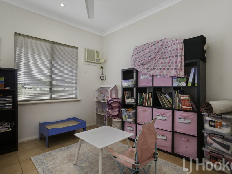 8 Koolinda Parade, Baynton WA 6714