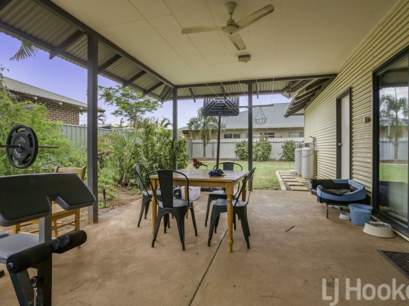 8 Koolinda Parade, Baynton WA 6714