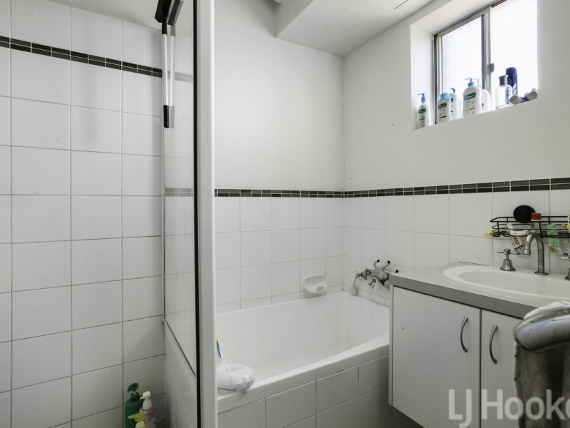 Unit 1/21 Hill Road, Dampier WA 6713