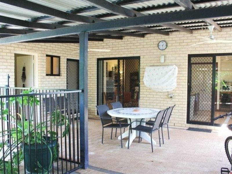 64 Campbell Crescent, Baynton WA 6714