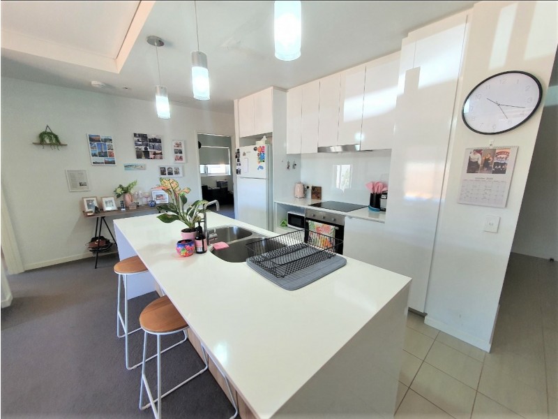Unit 4/55 Gardugarli Drive, Baynton WA 6714